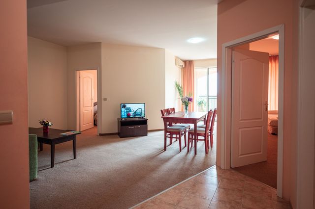 Paradise Green Park Hotel & Apartments - two bedroom apartment min 4 adults + 2 children
